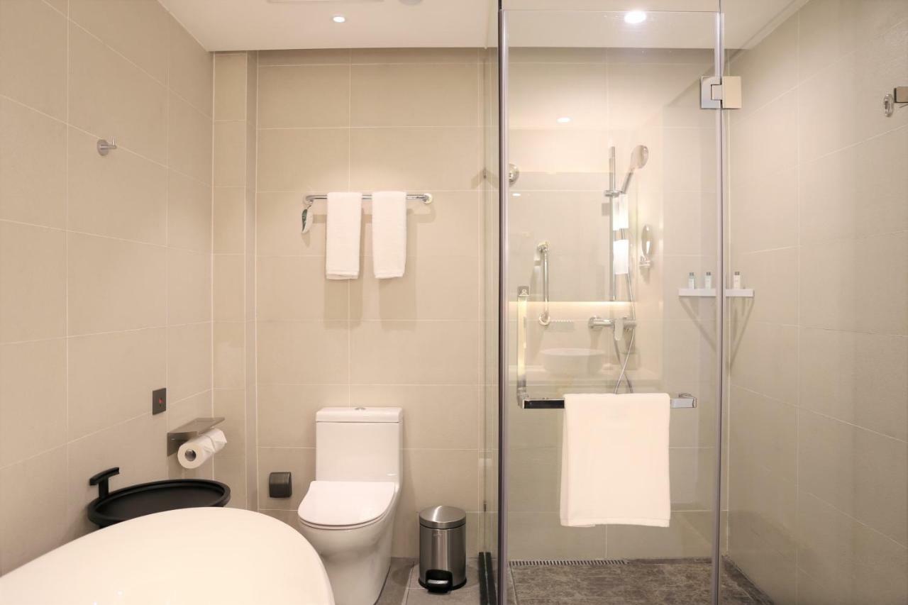Citadines Gaoke Liangjiang Chongqing Aparthotel Bagian luar foto