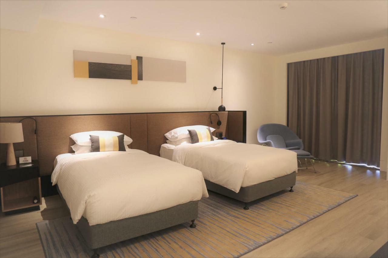 Citadines Gaoke Liangjiang Chongqing Aparthotel Bagian luar foto